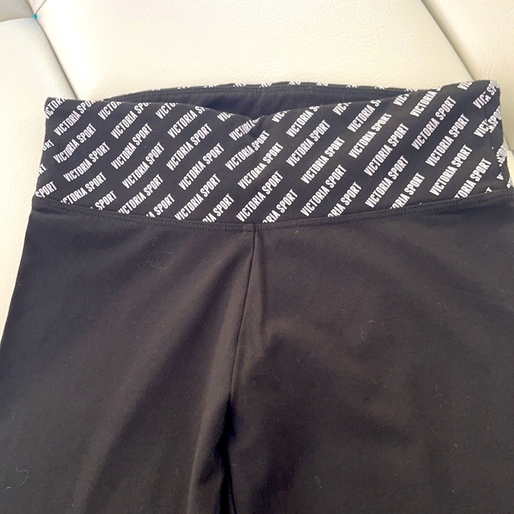 Victoria’s Secret Sport leggings, size S. NWOT - Picture 4 of 5